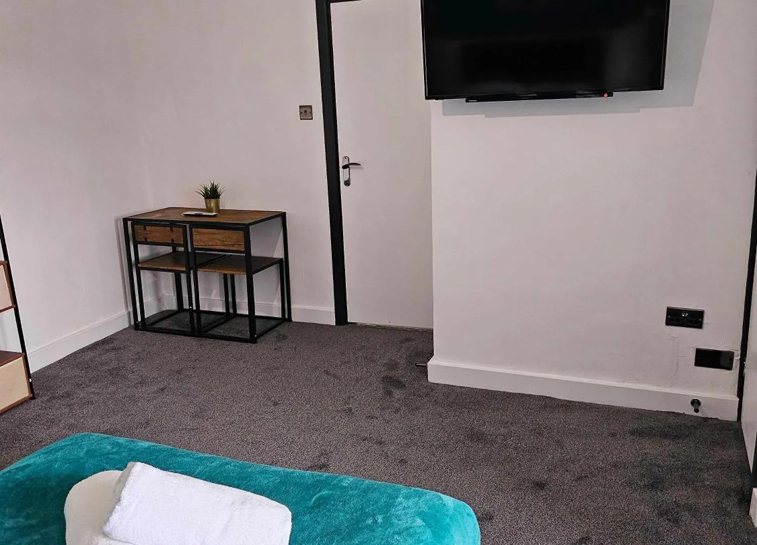 Tudors Esuites Central Two Bedroom Apartments Birmingham Velká Británie