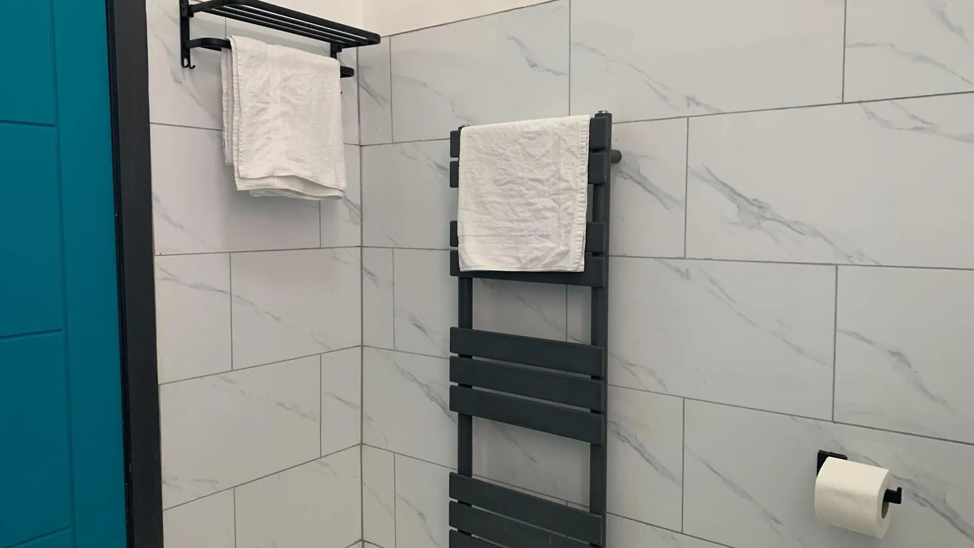 Tudors Esuites Central Two Bedroom Apartments Birmingham