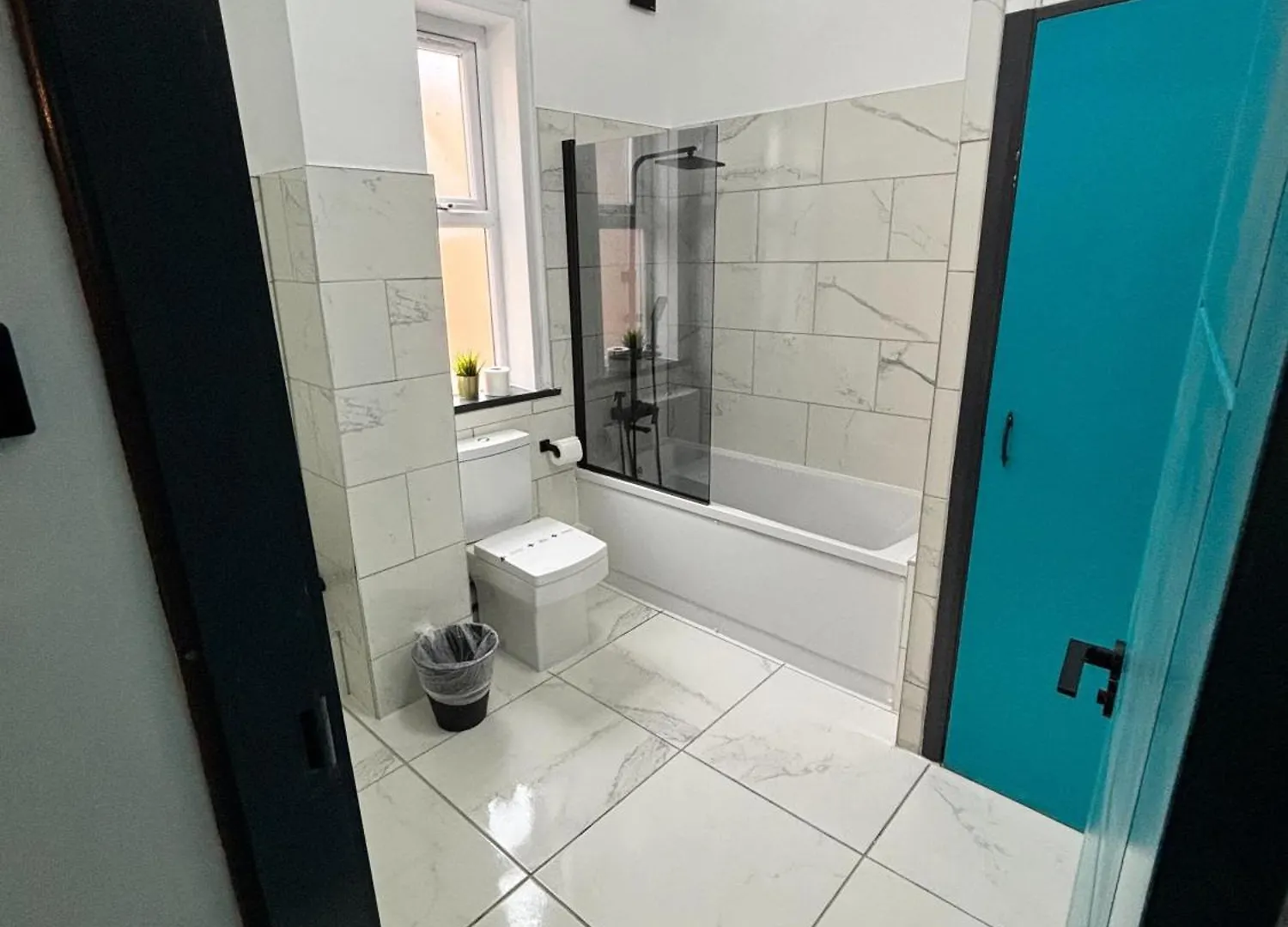 Tudors Esuites Central Two Bedroom Apartments Birmingham 0*,  Velká Británie