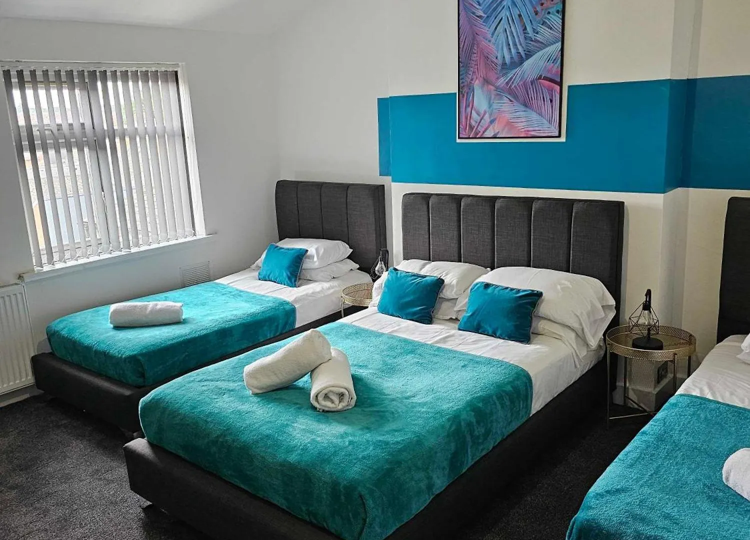 Tudors Esuites Central Two Bedroom Apartments Birmingham