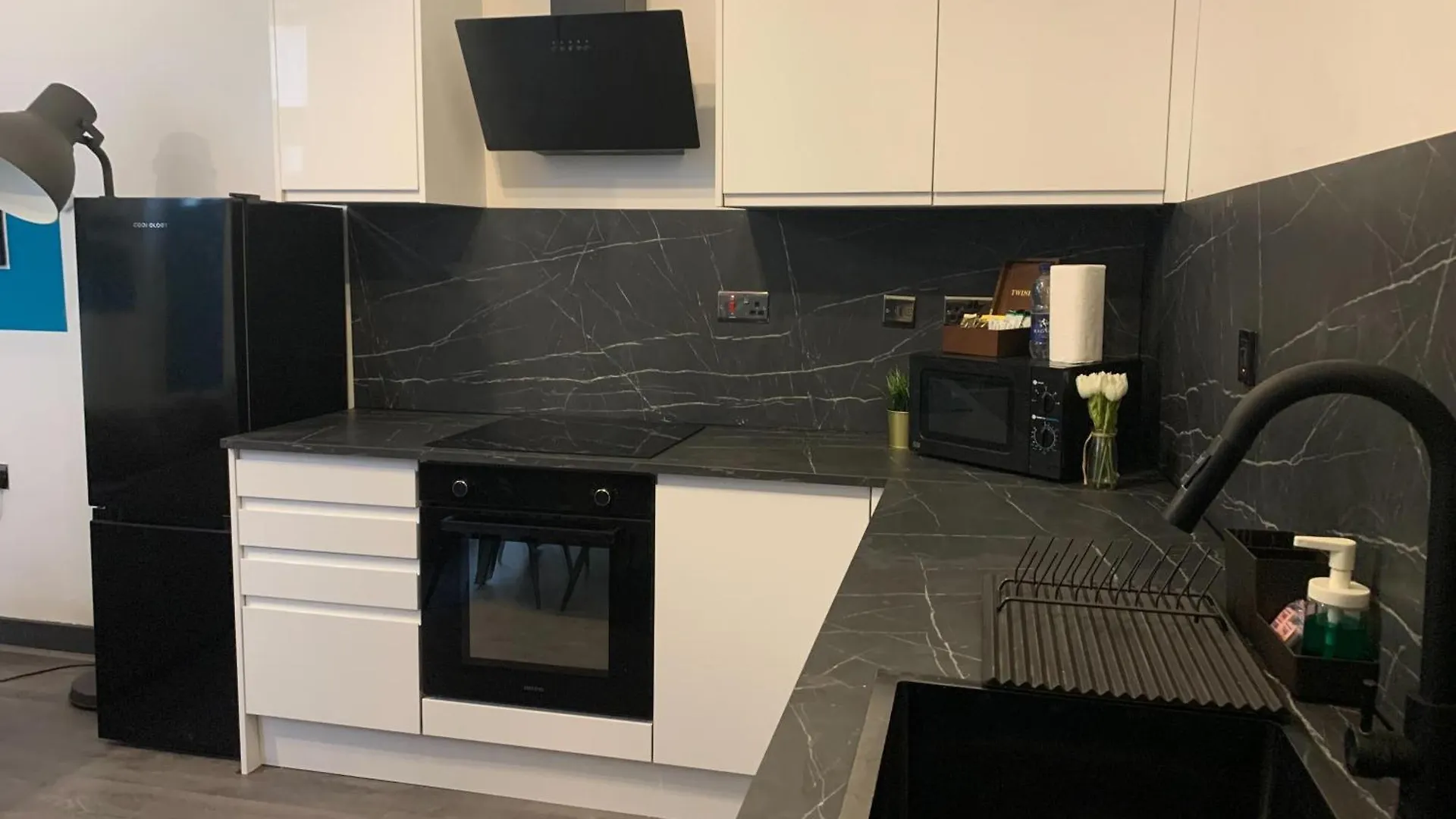 Tudors Esuites Central Two Bedroom Apartments Birmingham